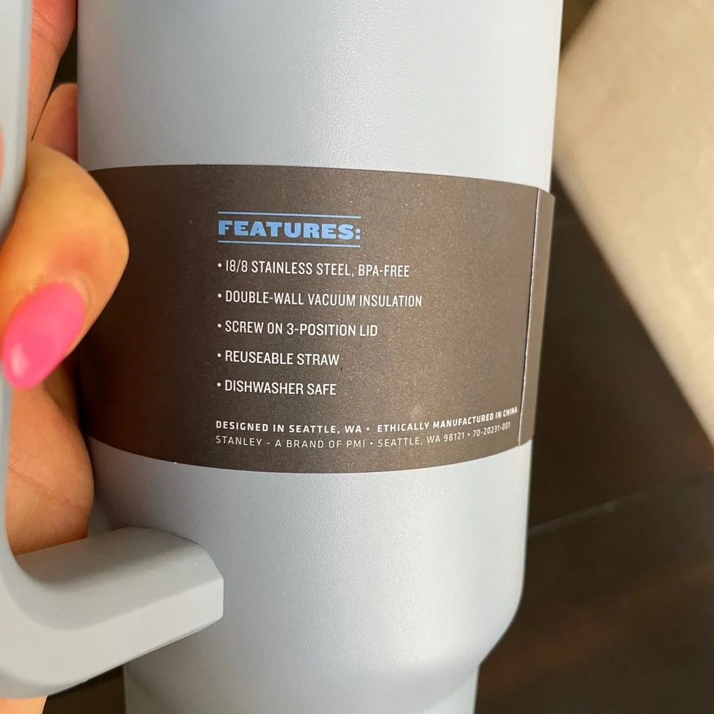 Brand new Stanley 40 Stainless tumbler in chambray - Picture 4 of 5